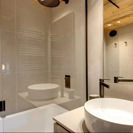 Apartment Mont Charmant *
