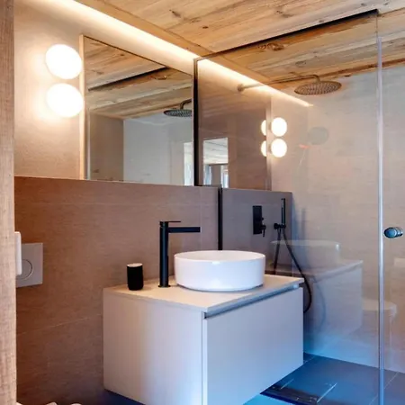 Apartment Mont Charmant *